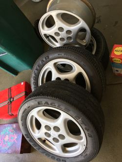 Nissan wheels