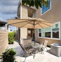 Outdoor Patio Set Table & 6 Chairs With Umbrella