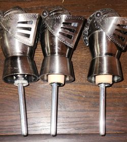 3 Stainless Steel Vintage Medieval Knight Helmet Pourers Stoppers Moving Shields