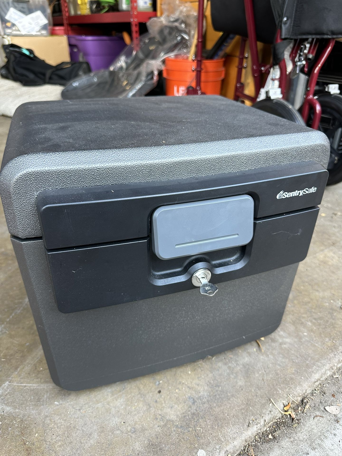 Fireproof & Waterproof Safe