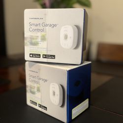 Chamberlain myQ-G0401 Wi-Fi Smartphone Garage Door Opener Control  - Wireless Garage Hub and Sensor with Wi-Fi & Bluetooth - Smartphone Controlled