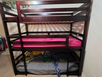 Tripple Bunk Bed