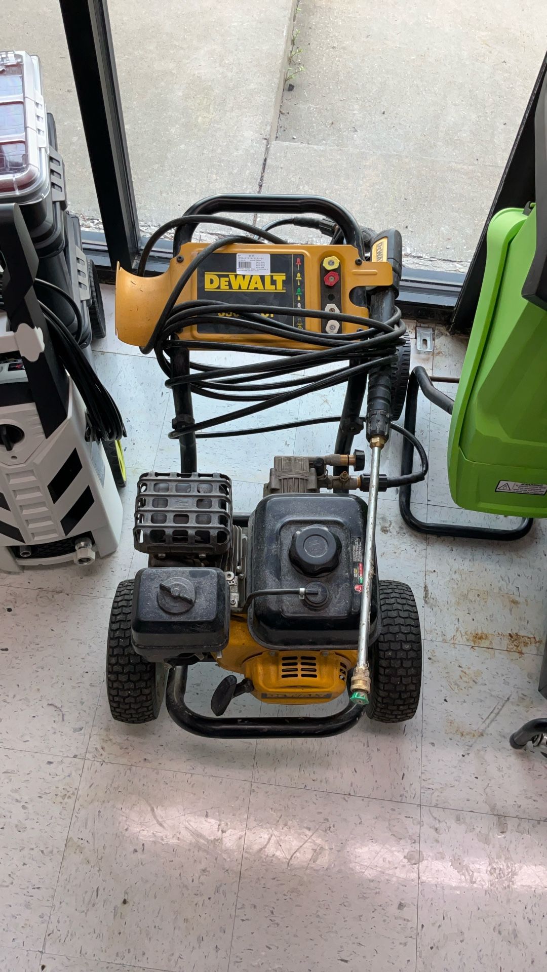 PRESSURE WASHER