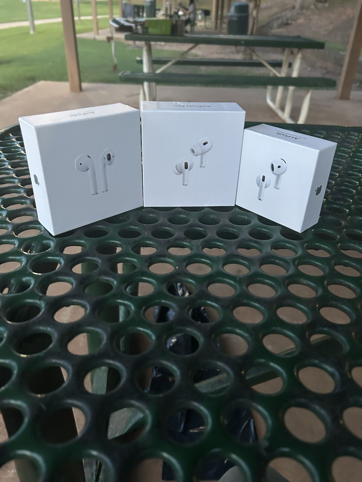 airpods 4 and more !