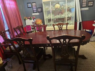 Solid wood  Pedestal Dining table with 6 chairs - Best offer