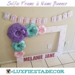 Selfie frame + name banner