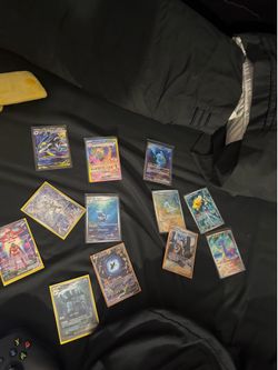 Pokemon cards lot