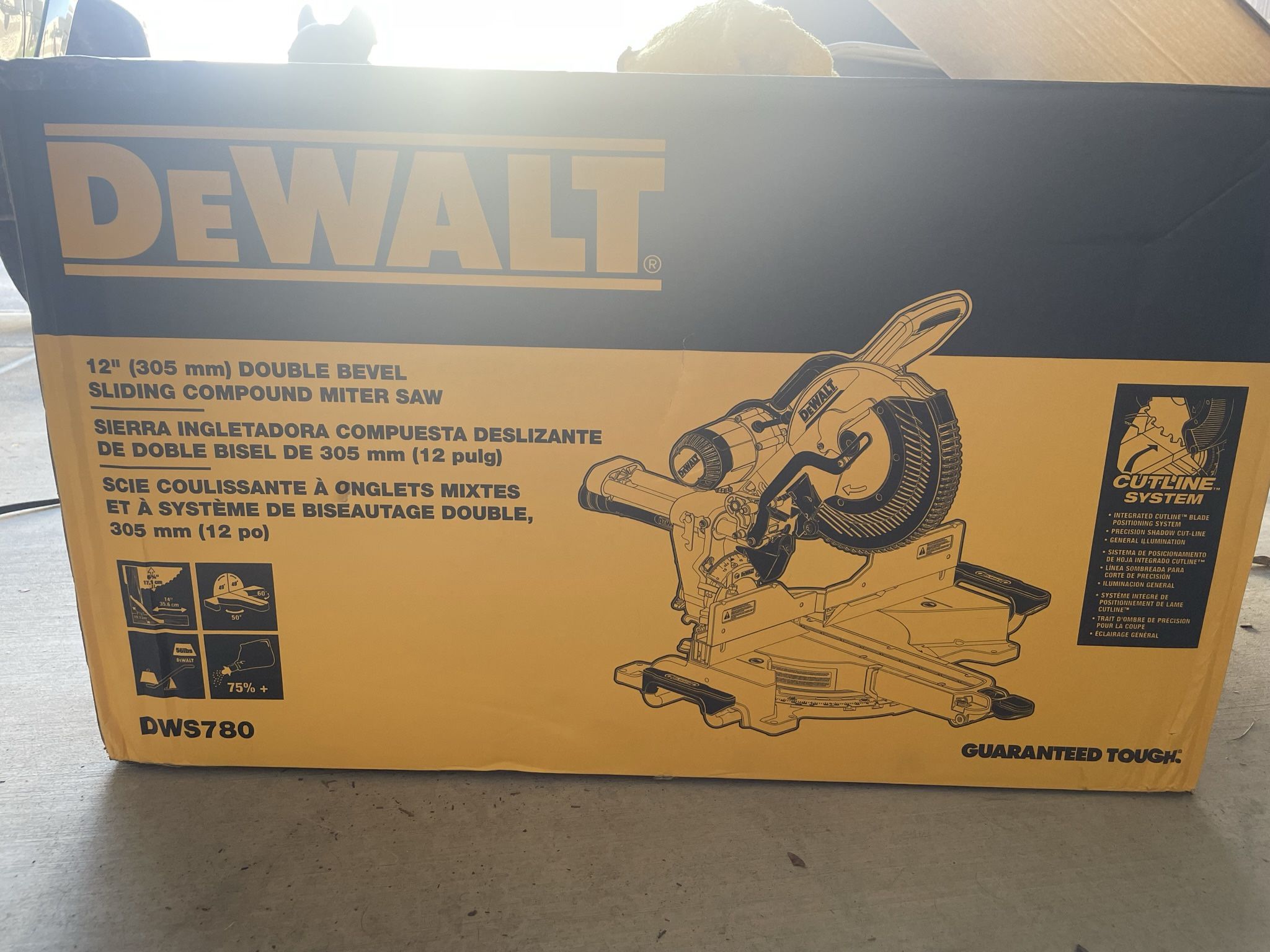 DeWalt XPS DWS780 Double Bevel Sliding Compound