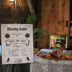 'Kissing Game' For DnD Themed Wedding