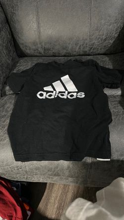Black t-shirt boys size4