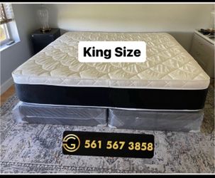 NEW Mattress King Size Plush Pillowtop With Box Spring // Offer  🚚