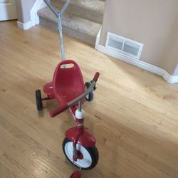 Radio Flyer Steer and Stroll Trike - Red