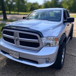 Ram 1500 Express Crew Cab