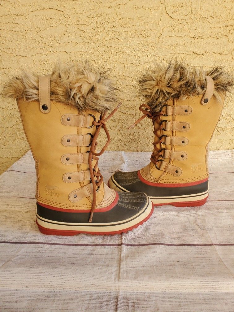 Sorel Joan Of Arctic Snow Boots Womens 5