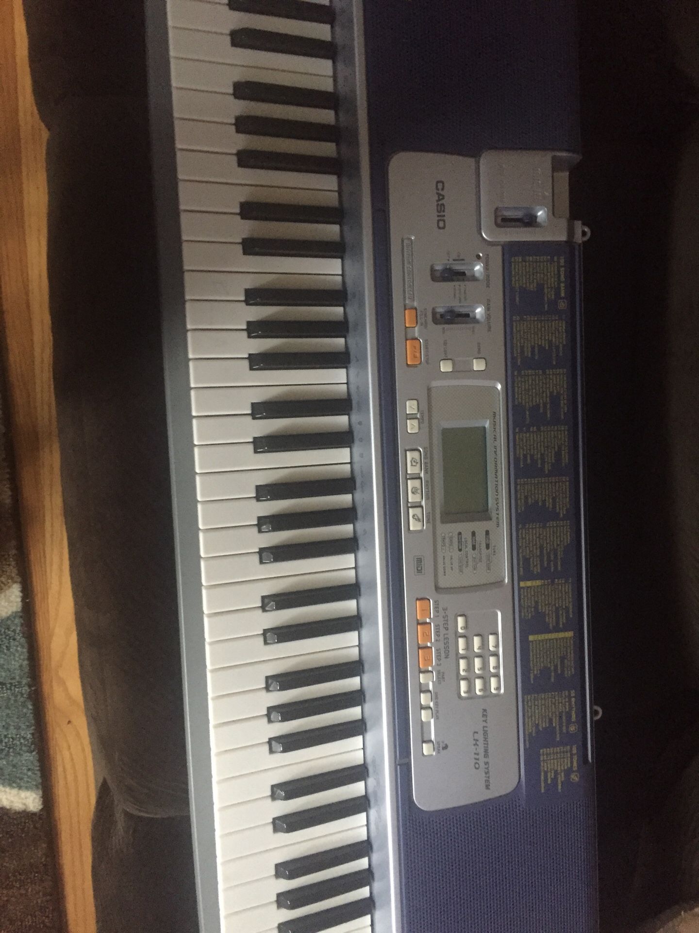 Casio lk-110 10/10 condition
