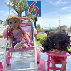 Dolls 