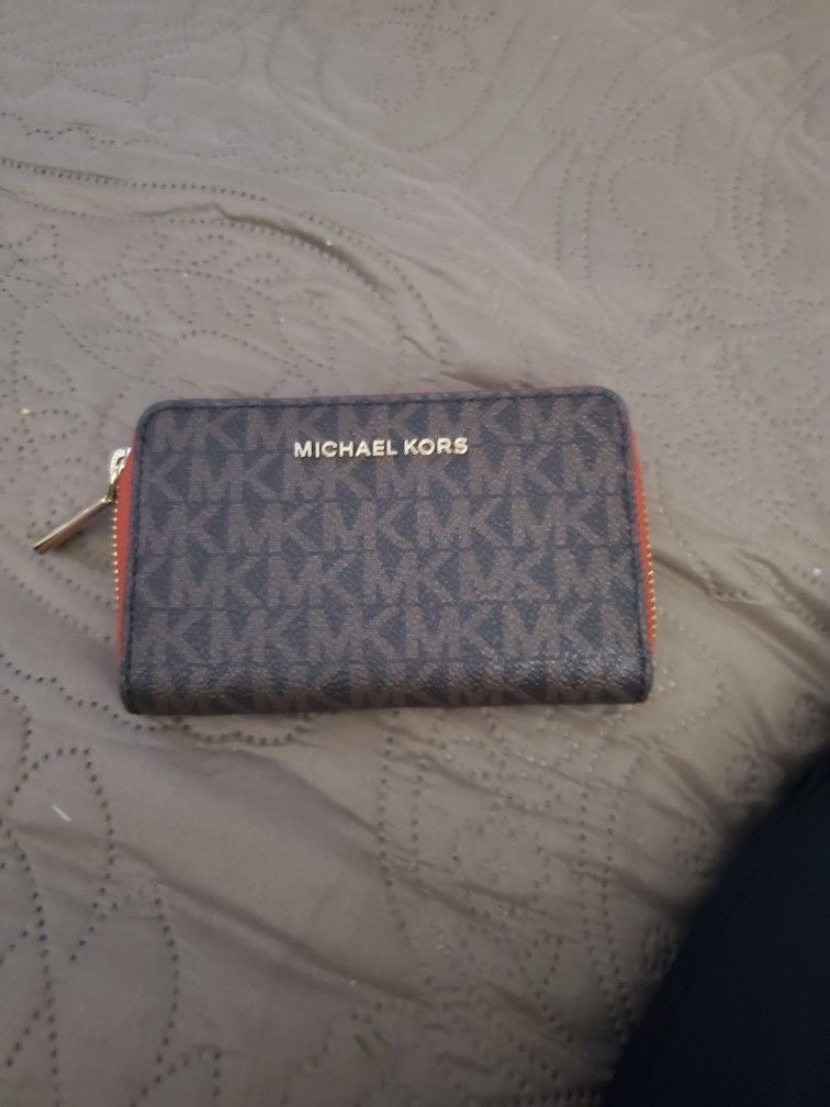 MK Small Wallet.