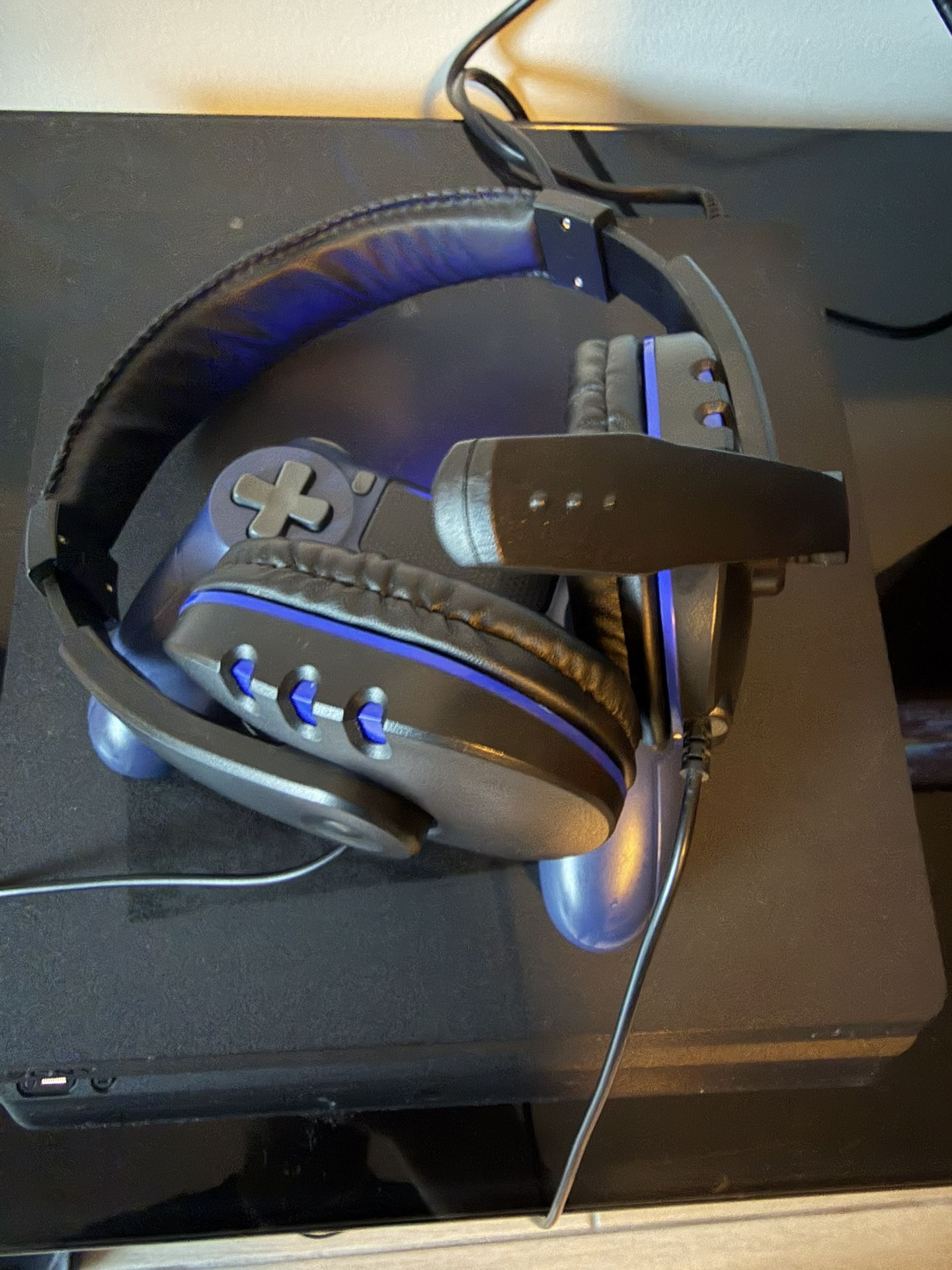 PS4 with Controller And Headset