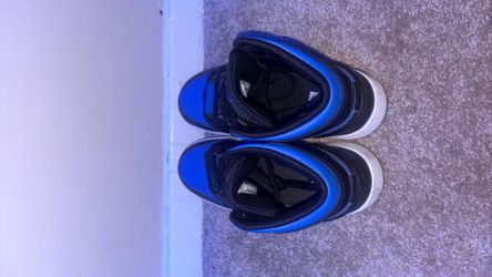 Air Jordan 1 mids black and blue sizeY 5.5 us