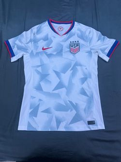 Nike Small USA white soccer jersey NWT