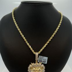 New Gold Chain With Lion Pendant