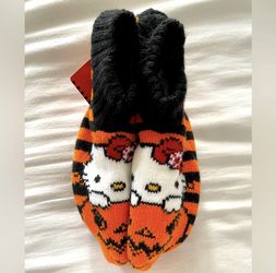 Hello Kitty Halloween Slipper Socks Sario Size 4-10