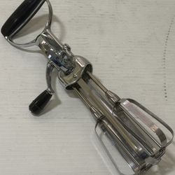 Vintage Ecko Best Hand Held Mixer Egg Beater Black Handle Stainless Steel