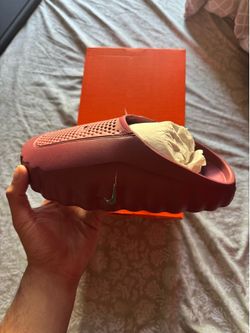 Nike Mind 001 “Smoke Pink”