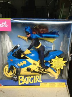Batgirl barbie