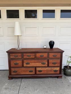 vintage solid wood 7-drawer dresser