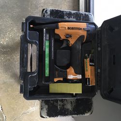 Bostitch Air 18 Gauge Stapler 