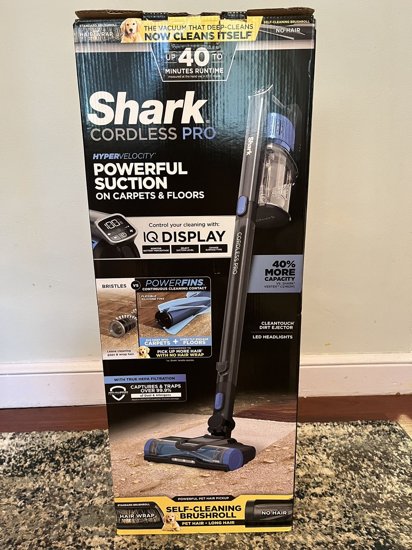 Shark Pro Lightweight Cordless Stick Vacuum with PowerFins and Self-Cleaning Brushroll