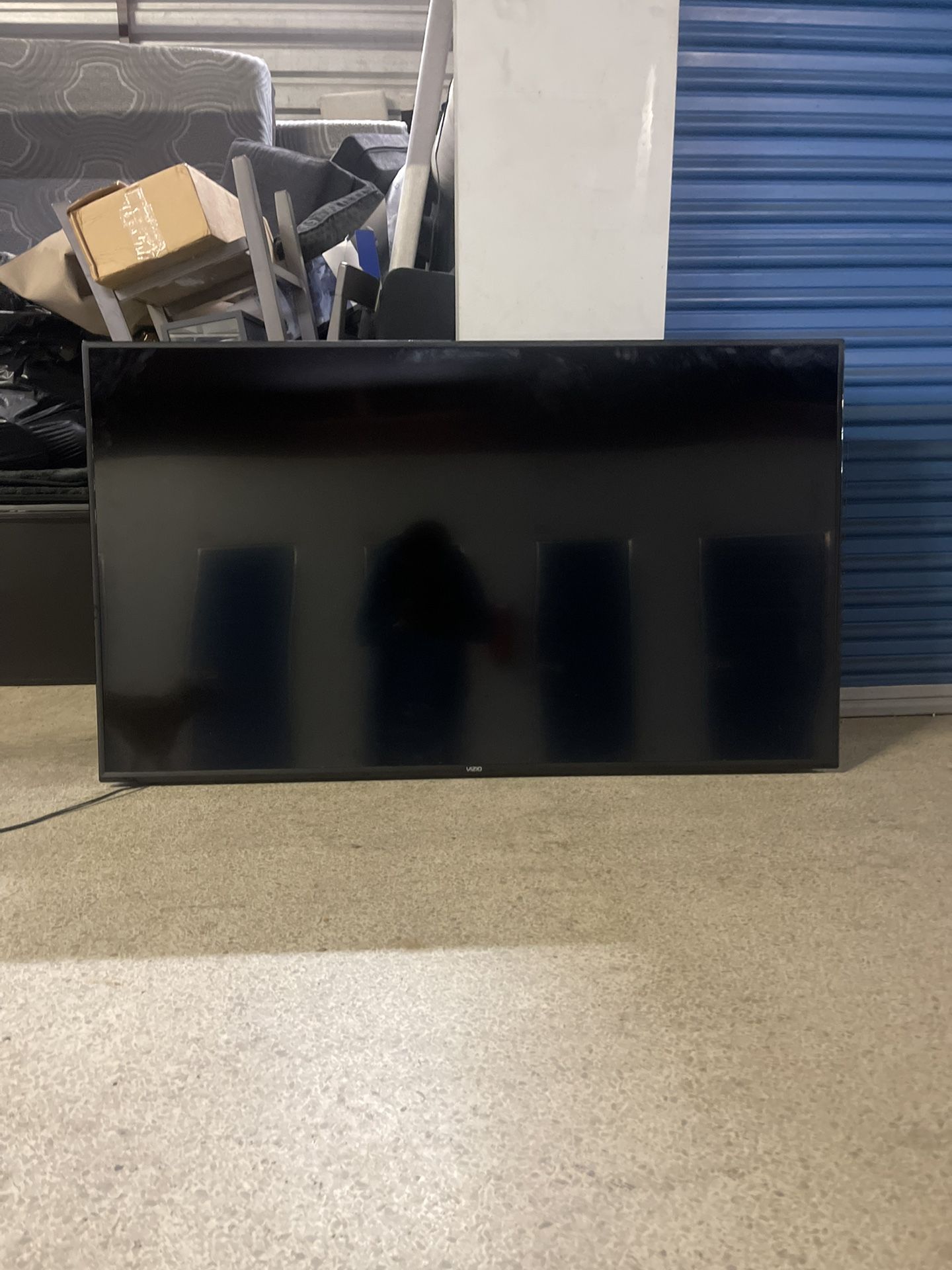 VIZIO TV