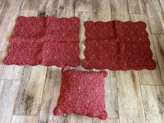 2 Pillow Shams & Accent Pillow