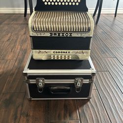 HOHNER CORONA II ACCORDION KEY OG G