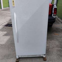 Frost Free Upright Freezers 