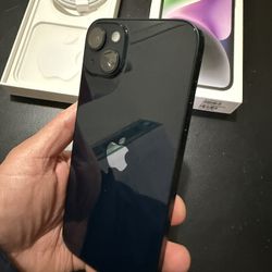 iPhone 14 Plus 256gb Unlocked For Any Carriers ( Liberado)