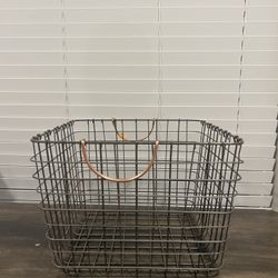 Metal Blanket Storage Bin