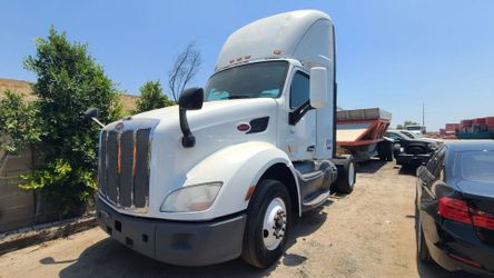 2019 Peterbilt 579