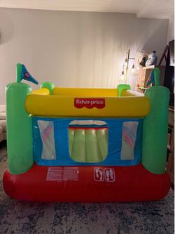 Fisher-Price Bouncesational Bouncer with Built-in Pump