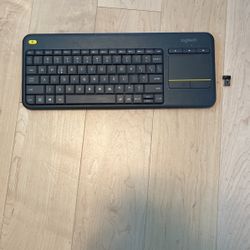 Logitech Keyboard 