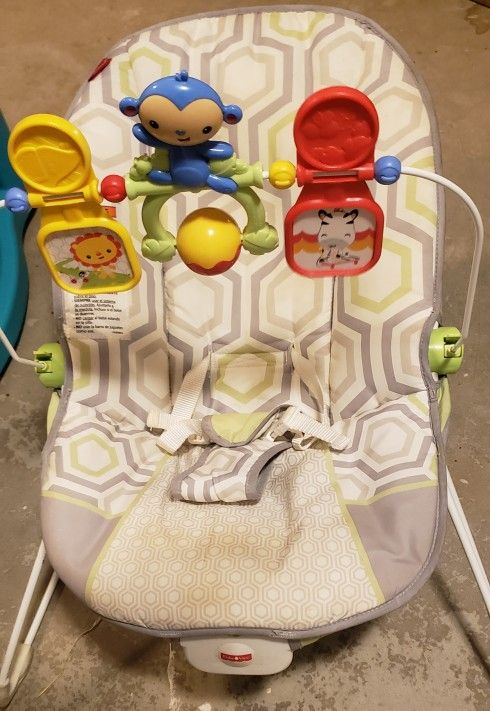 Baby Bouncer - Neutral Colors