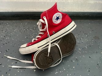 Red Converse Chuck Taylor High Top  Sneakers 7.5M/9.5W