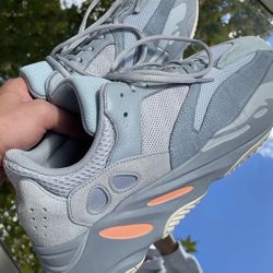 yeezy boost 700 interia size 14