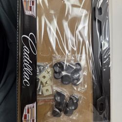 New- 2 Pcs License Plates Frame With Accesories