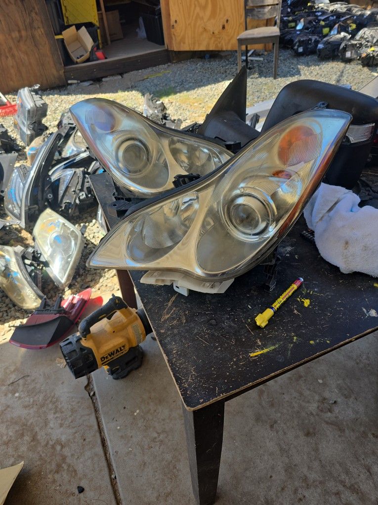 In(contact info removed)oe Driver Headlight Assembly Halogen Fits 2008-2009 Infiniti Ex35