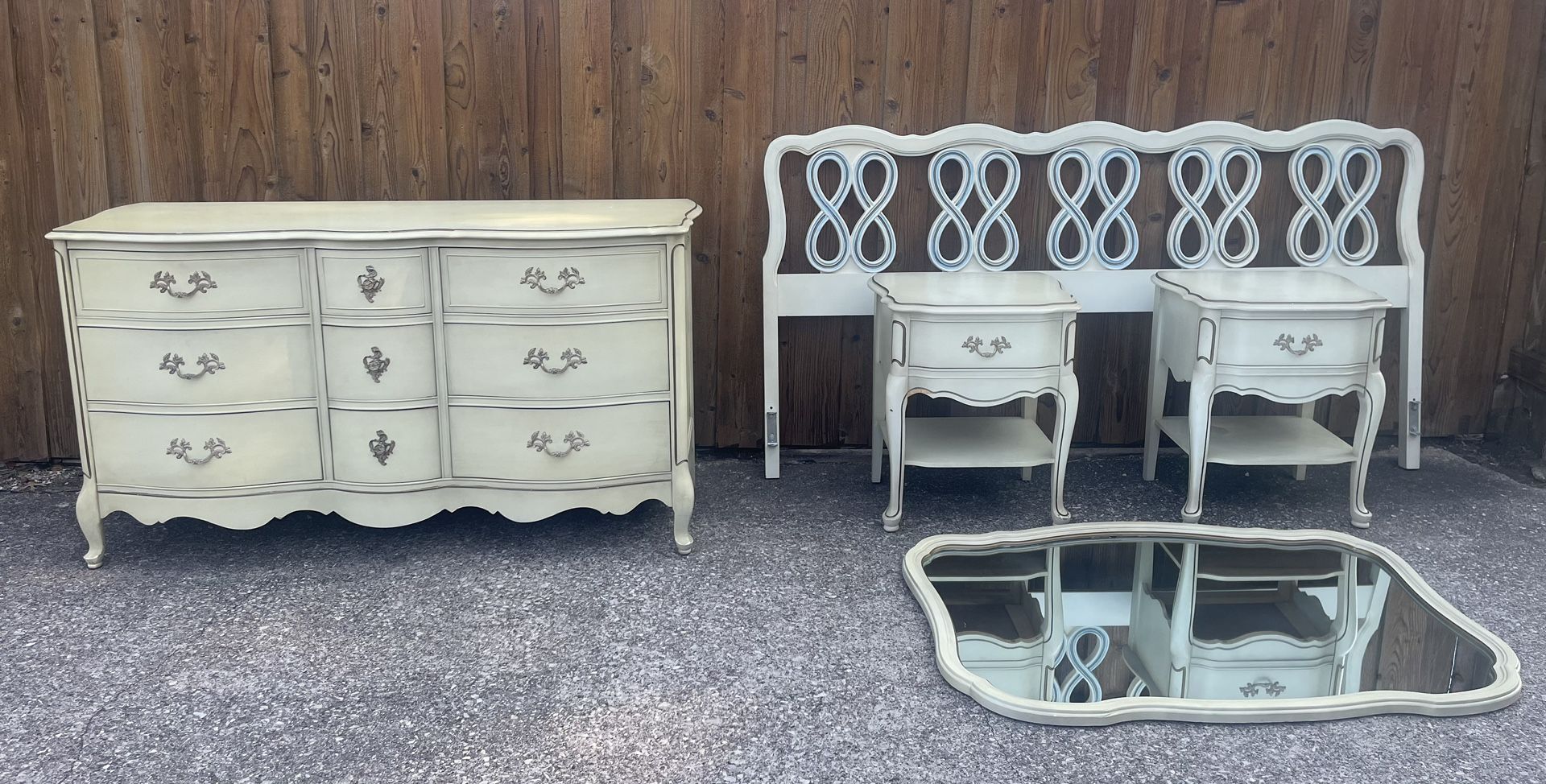 Bassett Furniture French Provincial King Bedroom Set