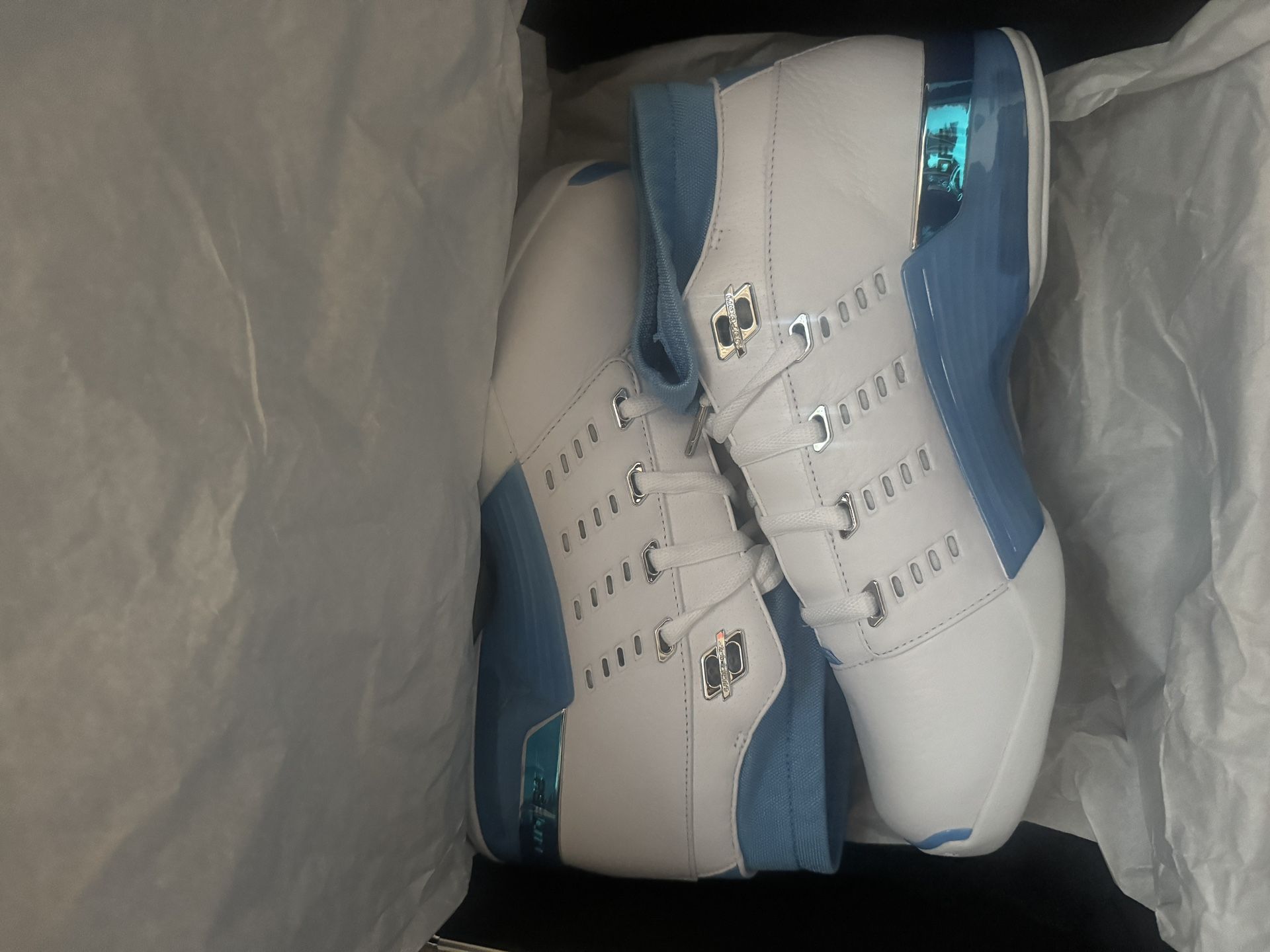 Jordan 17 Retro Low SP University Blue