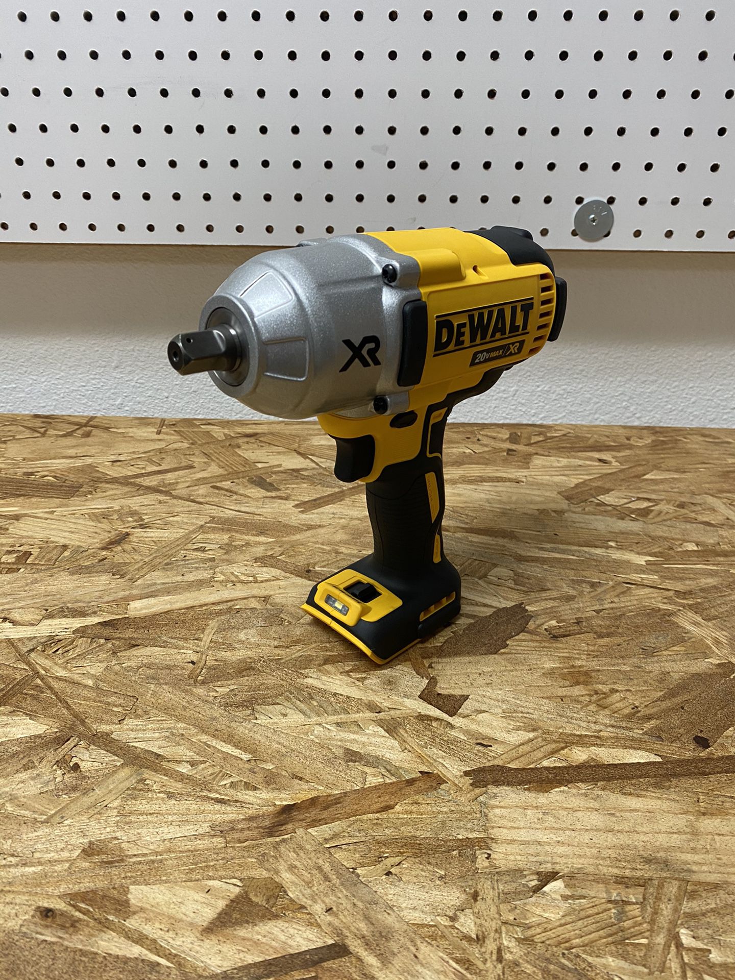 ⚠️ DEWALT 20-Volt MAX XR Cordless Brushless High Torque 1/2 in. Impact Wrench w/ Detent Pin Anvil (Tool Only)⚠️