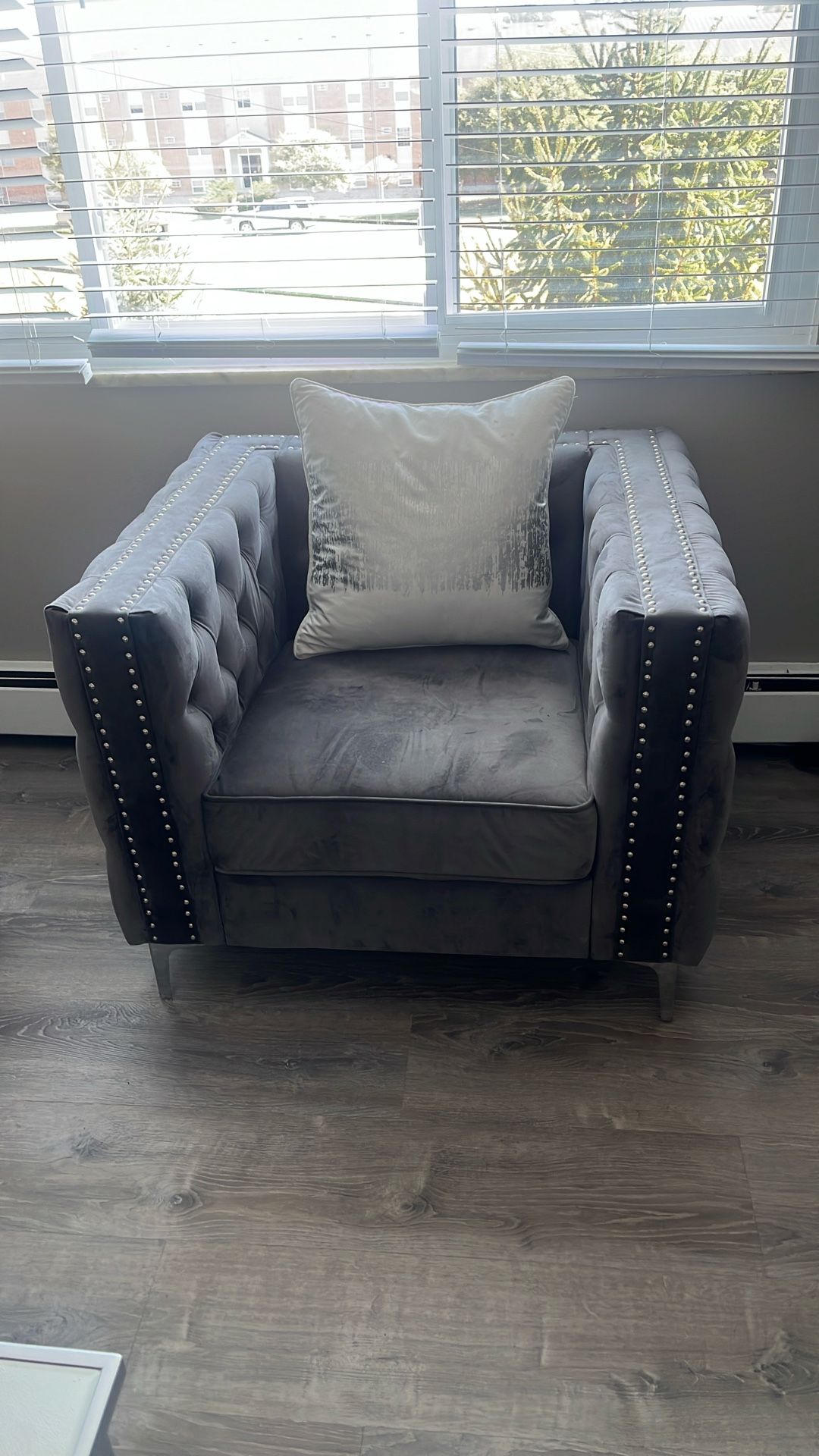 Gray Loveseat like new